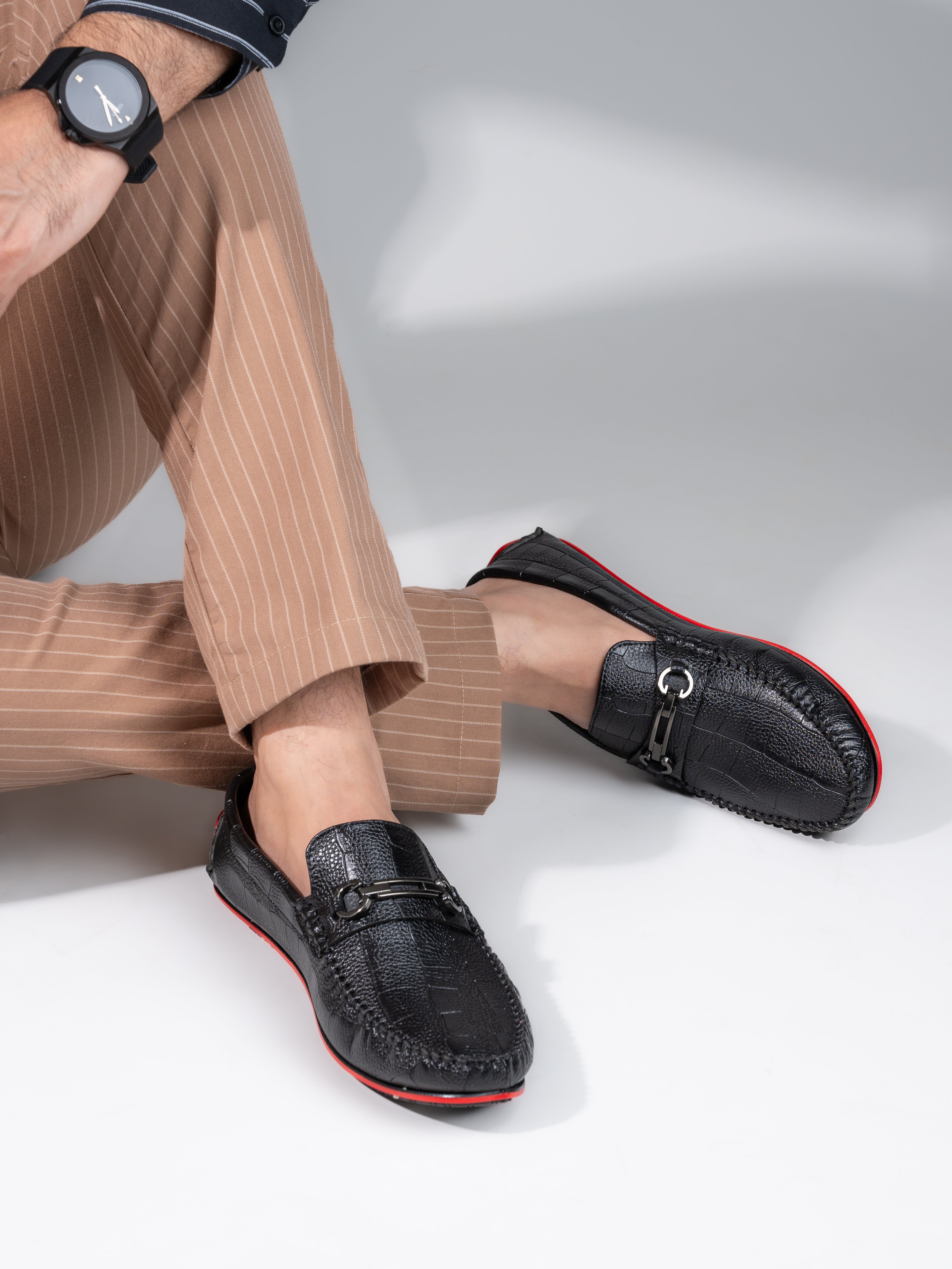 Round deals toe loafers